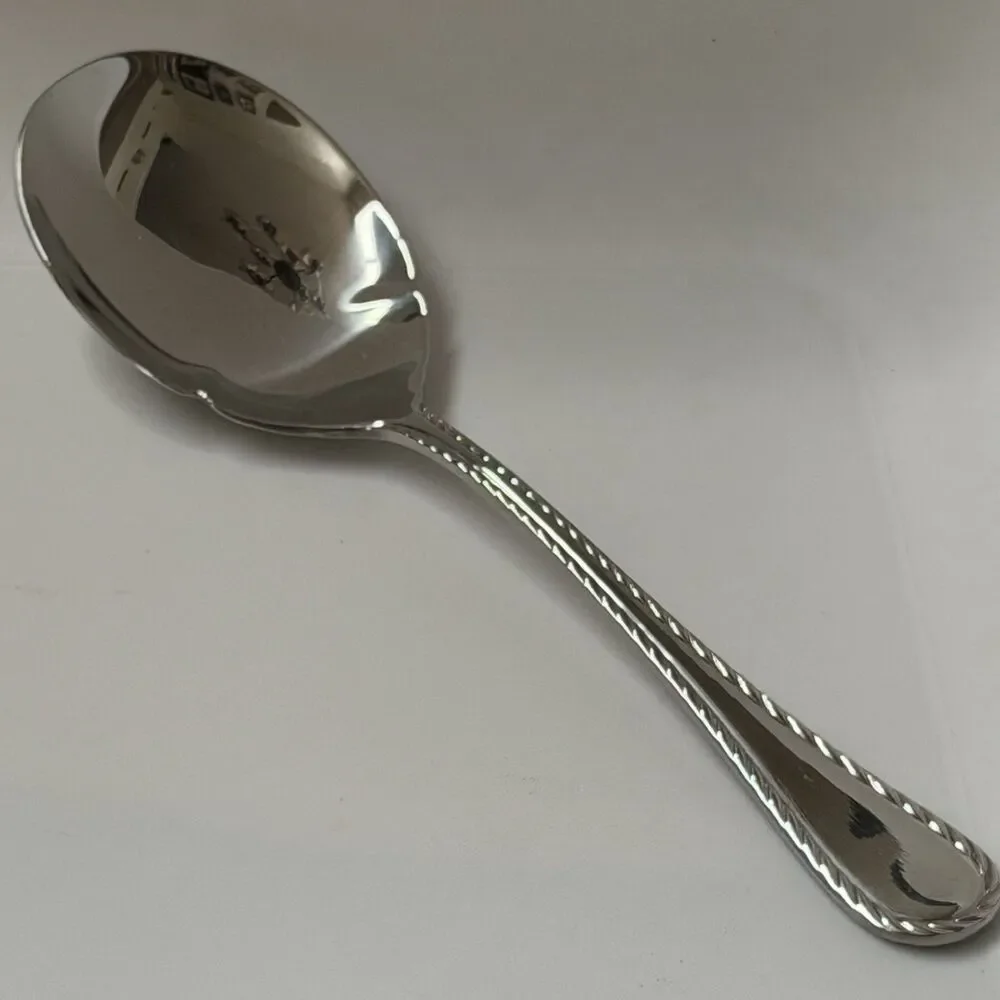 Oneida Belmont-Lyons Casserole Spoon 8 3/4” Stainless Glossy Rope Edge China